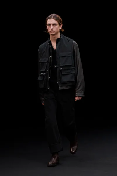Look 38